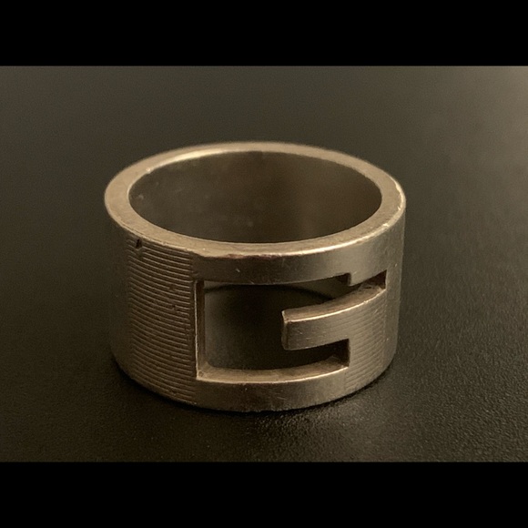 Silver Gucci ring size 7 - Picture 2 of 5